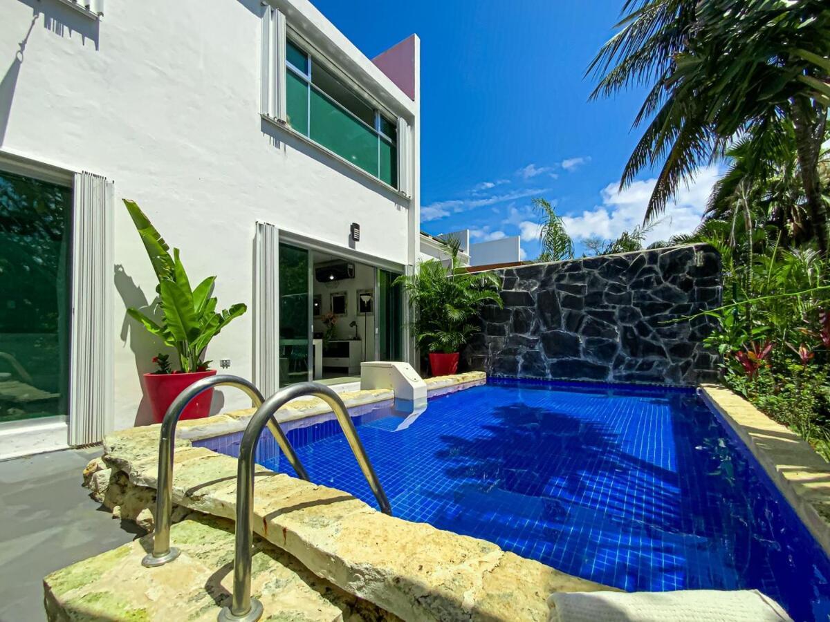Lux 4br Playacar With Pool *