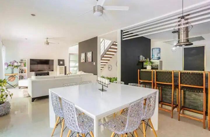 Lux 4br Playacar With Pool Playa del Carmen